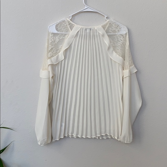 Express Cream Dress Blouse - Picture 7 of 7